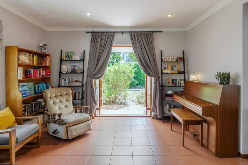 3 Bedroom Property for Sale in Zevendal Western Cape